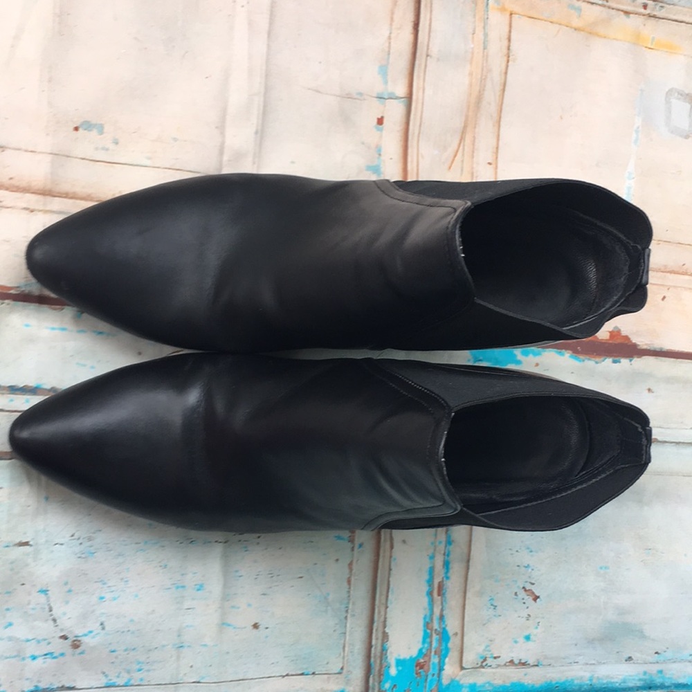 STUART WEITZMAN Black Heel Boots 8.5